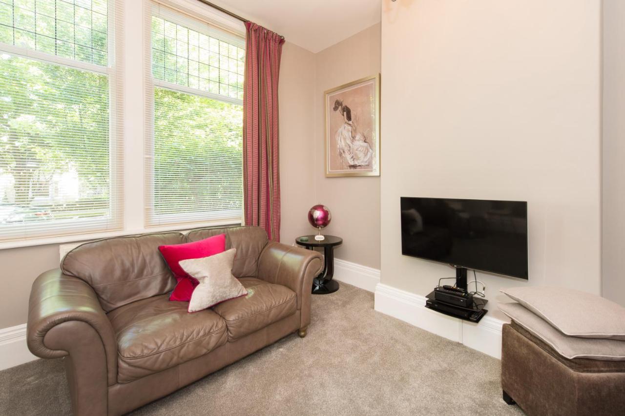Albany House By Harrogate Serviced Apartments Exteriör bild